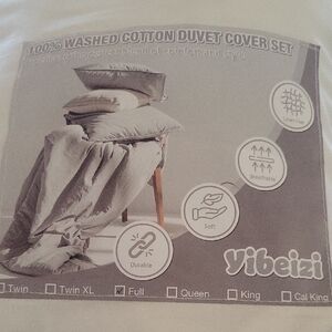 100% Washed Cotton Duvet Cover Set in Bag. White, Full Size.